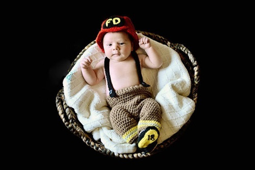 Imagem 3 de 5 de Conjunto Newborn Bombeiro - Fotografia De Bebês Props Cores