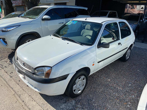 Ford Fiesta 1.6 Lx 2001
