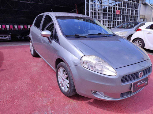 Imagem 3 de 9 de Fiat Punto 1.6 Essence 16v Flex 4p Manual
