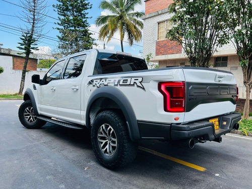 Imagen 4 de 8 de Ford F150 Raptor 2018
