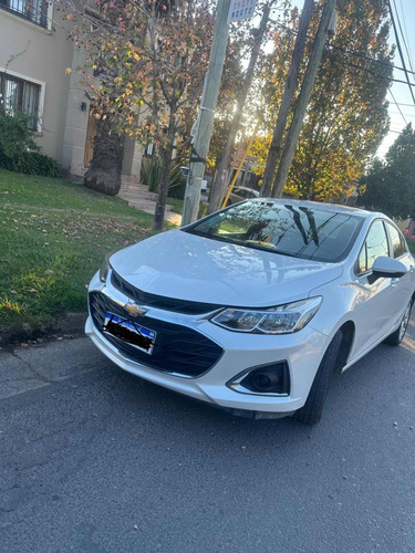 Chevrolet Cruze 1.4 5P LT