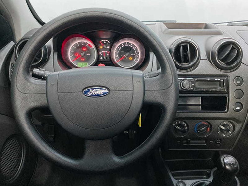 Imagem 7 de 14 de Ford Fiesta 1.6 Sedan Flex 4p Manual 2014
