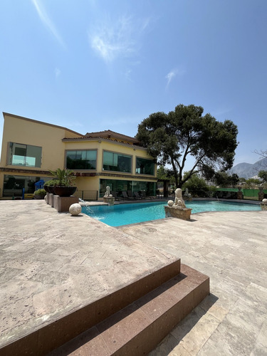 Departamento En Renta En La Toscana Santa Catarina