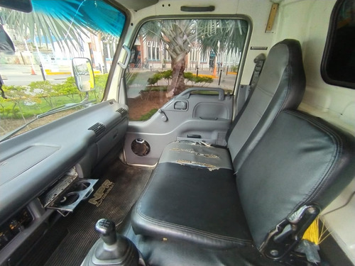 Imagen 10 de 13 de Chevrolet Npr