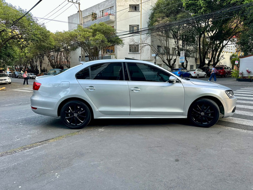 Volkswagen Jetta 2.0 Tdi Dsg At