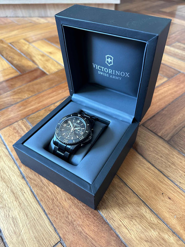 Reloj Victorinox Maverick Black Edition 5 Meses De Uso