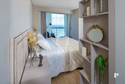 Imagem 14 de 18 de Apartamento Frente Mar, 3 Quartos Sendo 1 Suíte, Mobiliado, Decorado E Equipado - Centro - Balneário Camboriú. - 328