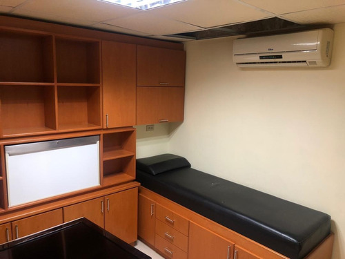 Imagen 2 de 3 de Consultorio Medico En Alquiler Trigal Norte/ En Buenas Manos