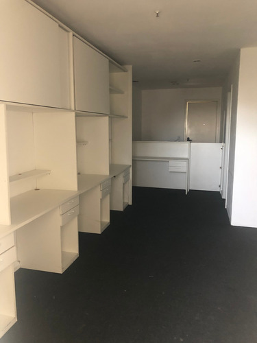 Imagem 3 de 9 de Sala Comercial À Venda Na Rua Acadêmico Walter Gonçalves, Centro, Niterói - Rj - Liv-15683