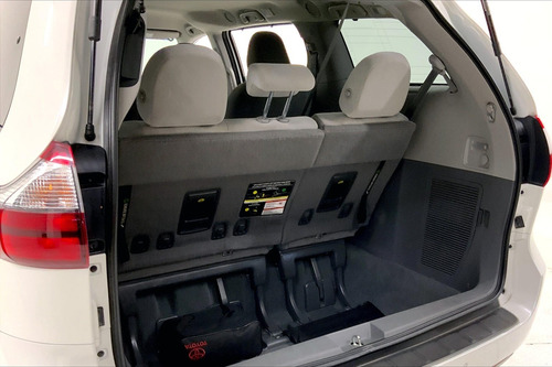 Imagen 21 de 25 de Toyota Sienna 5 Pts Xle, Ta, Ba, Bl, Consola En Toldo, Ra-