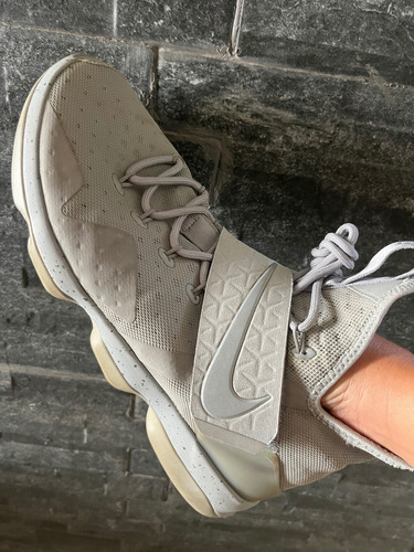 Tenis Nike Lebron 14 Xiv Usados Originales Talla 32 Mx (Usado)