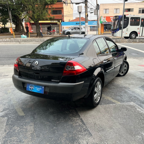 Renault Megane 2.0 DYNAMIQUE SEDAN 16V GASOLINA 4P AUTOMÁTICO