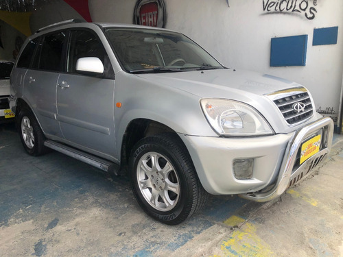 Imagem 2 de 11 de Chery Tiggo 2.0 2011