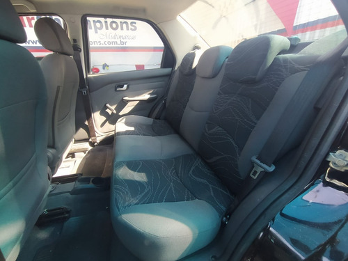 Imagem 8 de 9 de Fiat Siena El 1.0 Flex/manual 2015