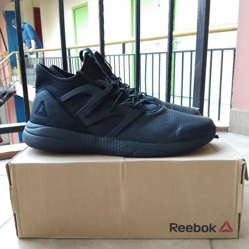 Zapatillas Reebok Hayasu Ltd Men 10.5 = 43.5 = 28.5 Cm