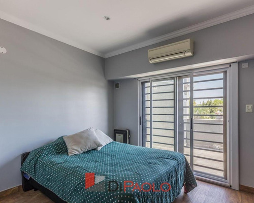 Venta · Casa En San Martín · Parque · Piscina