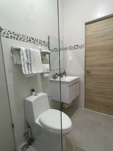 ¡tu Oasis En Bávaro Te Espera! Casa Nueva En Conjunto Cerrado Con Piscina