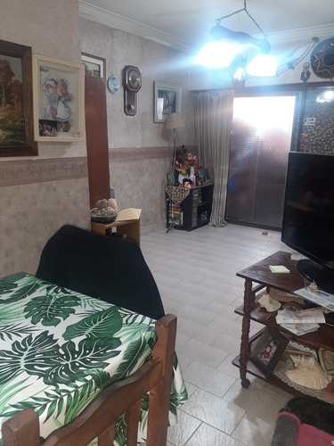Imagen 8 de 9 de Casa En Planta Alta Con Local.