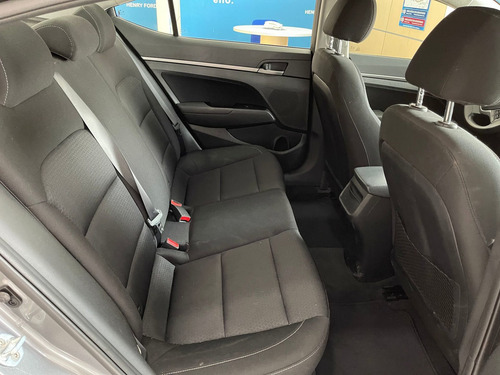 Imagen 12 de 15 de Hyundai Elantra 2018 2.0 Gls Premium At