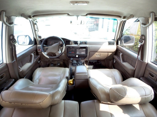 Toyota Land Cruiser Burbuja Gx