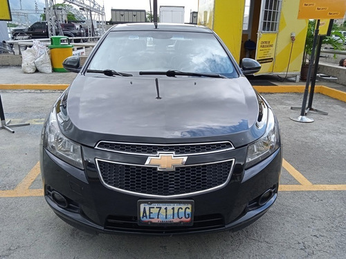Imagen 2 de 12 de Chevrolet Cruze