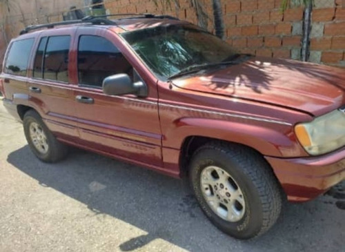 Jeep Grand Cherokee Laredo