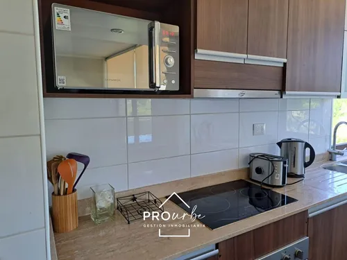 3 Dormitorios, 2 En Suite, Piscina, Cancha De Golf, Amoblado