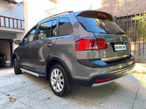 Volkswagen Suran Cross 1.6 Highline 101cv 2013