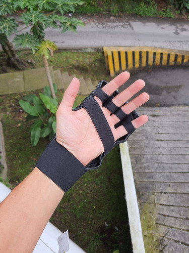 Saco De Boxeo Mma 120 Cm Con Relleno + Guantes Mma