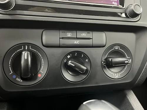 Volkswagen Jetta TRENDLINE NF 2.0 AUT