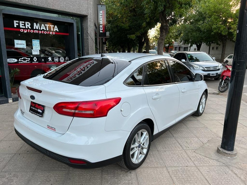 Imagen 2 de 5 de Ford Focus S 1.6