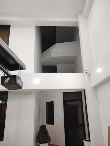 Imagen 11 de 12 de Habitacion Con Lavadero Incluido Y Baño Propio Cerca Al Aeropuerto (incluye Agua, Luz, Internet Y Terma En Ducha) A S/ 400.00 Smp