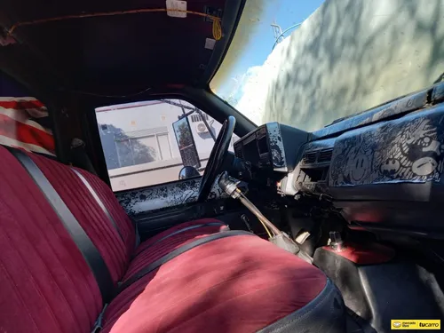 Camion Kodiak Estacas
