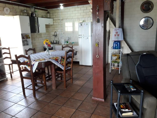 Casa Com 2 Dormitórios À Venda, 130 M² Por R$ 1.170.000,00 - Lagoa Da Conceição - Florianópolis/sc - Ca3425
