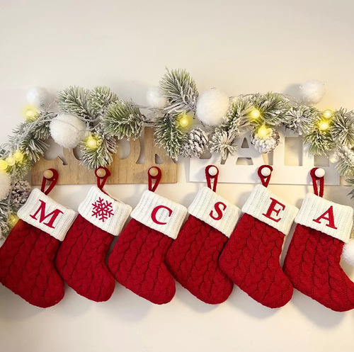 W Medias Navideñas Con Iniciales Bordadas Navideñas