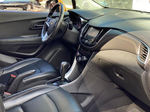 Trax Premier 2019 45,000kms