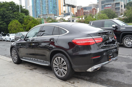 Imagen 4 de 12 de Mercedes Benz Glc 300 Coupe Avantgarde 2019