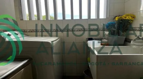 Apartamento En Venta En Provenza. Cod V61626