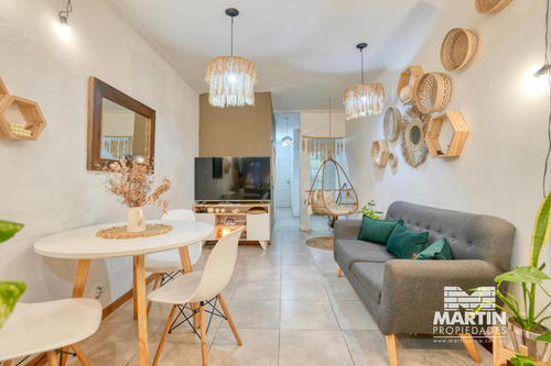 Casa Dúplex En Venta Martinez 5 Ambientes, Escritorio. Ideal Estudio, Consultorio O Vivienda.