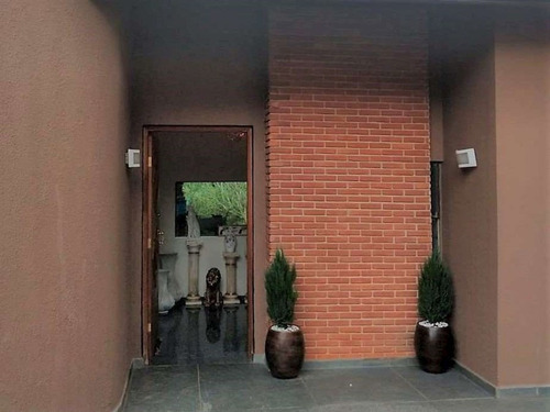 Imagem 11 de 30 de Fazendinha - 3d/1sts Terrea, 2 Lareiras, Piscina, Jardim + Casa Caseiro! - 1983l