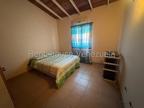 Oportunidad Única En Alquiler, Casa Amplia De 150m² Con: 4 Habitaciones (principal Baño Privado), 3 Baños