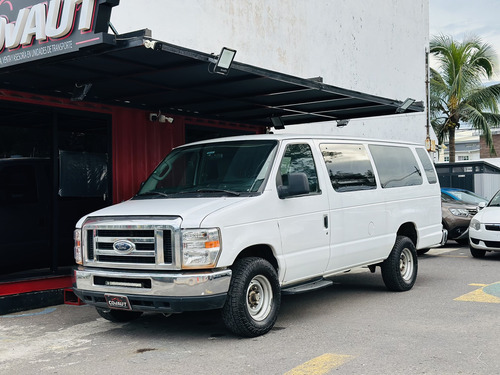 Ford Econoline 2012 E-350 15 Pas V8