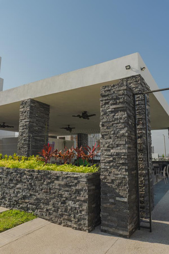 Boca Del Río, Casa En Venta Con Terraza Club.