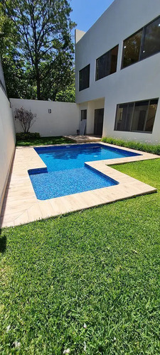 Casa En Venta En Lomas De Cuernavaca, Temixco, Morelos