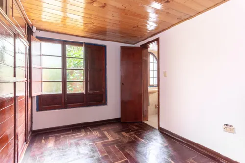 Casa En Arriendo En Vereda Calahorra. Cod A16708