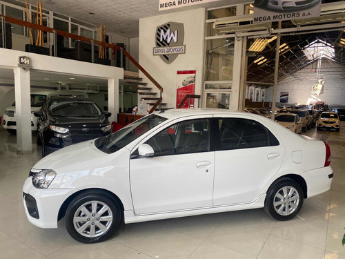 Toyota Etios 1.5 Xls 2017