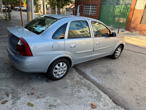 Chevrolet Corsa 1.8 Gl Aa Dh 4P