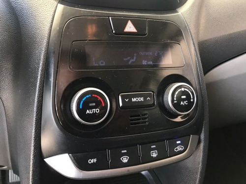 Imagem 8 de 10 de Hb20s 1.6 Premium 16v Flex 4p Automático