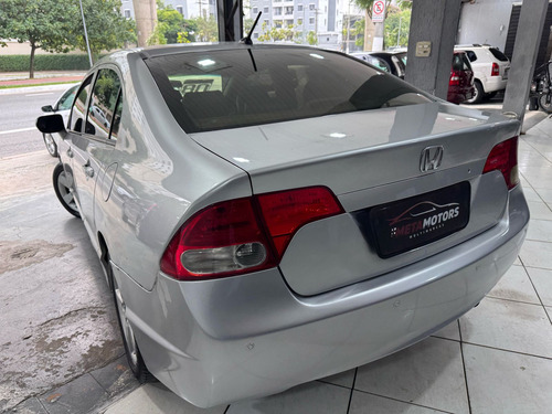 Honda Civic CIVIC SEDAN LXS 1.8/1.8 FLEX 16V AUT. 4P