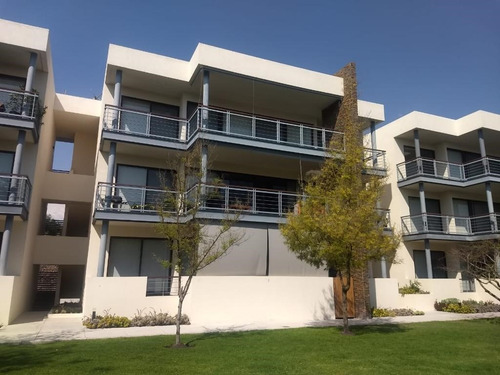 Imagen 1 de 14 de Departamento En Venta En Juriquilla, Queretaro
